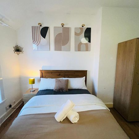 Adorable Double Room Middlesbrough Extérieur photo